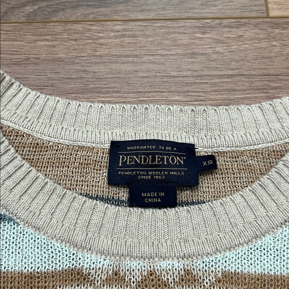 Pendleton Multicolor Patterned Sweater - Picture 5 of 15